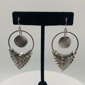 Lovely Vintage Boho Mesh earrings, Silver tone, Unmarked